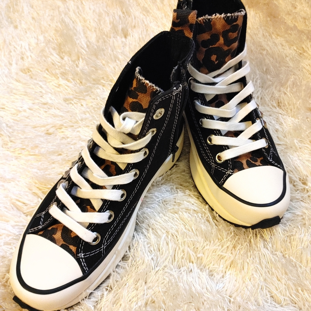 Ladies shoe